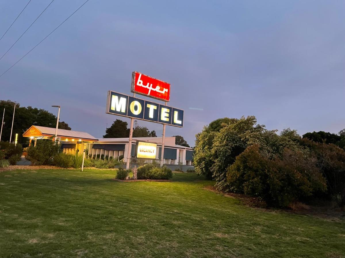 Byer Fountain Motor Inn Holbrook Exterior photo