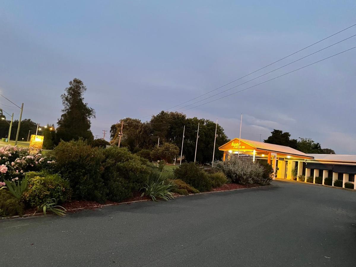 Byer Fountain Motor Inn Holbrook Exterior photo